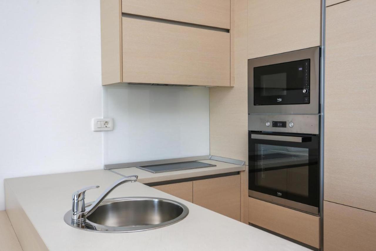 Apartments Lux บุดวา ภายนอก รูปภาพ