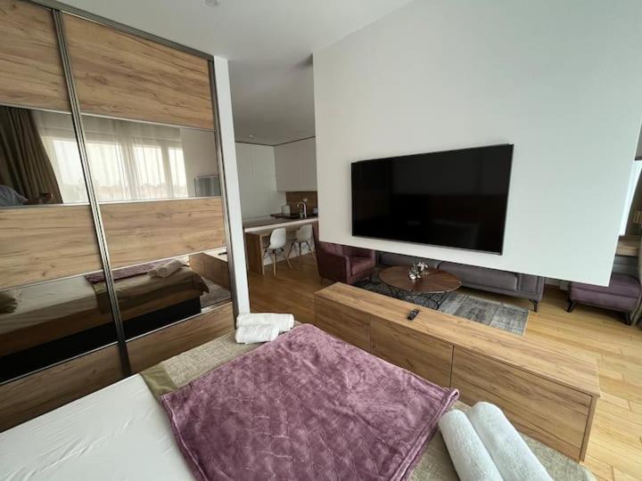 Apartments Lux บุดวา ภายนอก รูปภาพ